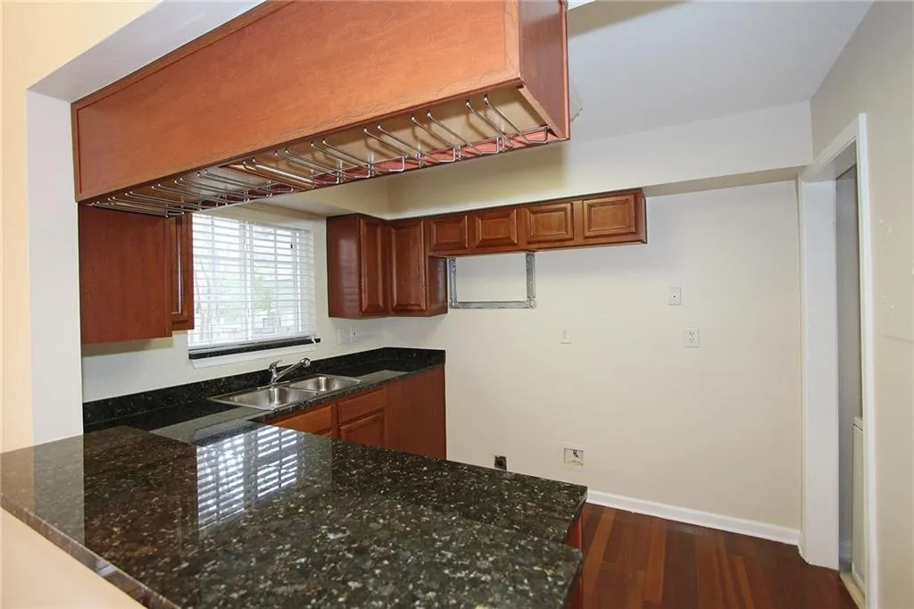 6940 Roswell Road Unit 18c, Atlanta, Georgia 30328, 1 Bedroom Bedrooms, ,1 BathroomBathrooms,Residential,Sold,6940 Roswell Road Unit 18c,5786416