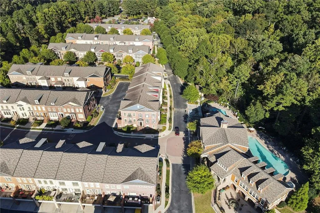 102 Riversgate Drive, Atlanta, Georgia 30339, 3 Bedrooms Bedrooms, ,3 BathroomsBathrooms,Residential,Sold,102 Riversgate Drive,6784185