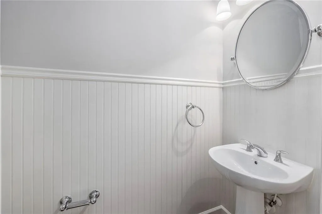 102 Riversgate Drive, Atlanta, Georgia 30339, 3 Bedrooms Bedrooms, ,3 BathroomsBathrooms,Residential,Sold,102 Riversgate Drive,6784185