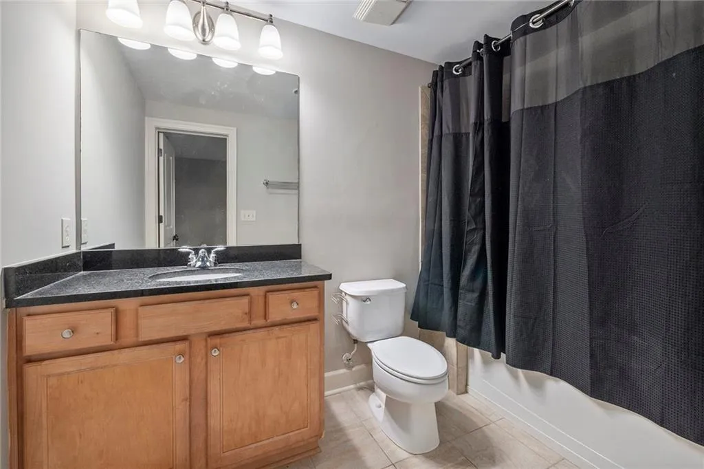 102 Riversgate Drive, Atlanta, Georgia 30339, 3 Bedrooms Bedrooms, ,3 BathroomsBathrooms,Residential,Sold,102 Riversgate Drive,6784185