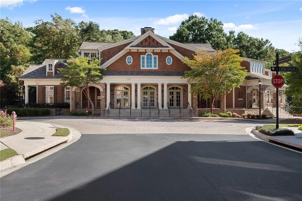 102 Riversgate Drive, Atlanta, Georgia 30339, 3 Bedrooms Bedrooms, ,3 BathroomsBathrooms,Residential,Sold,102 Riversgate Drive,6784185