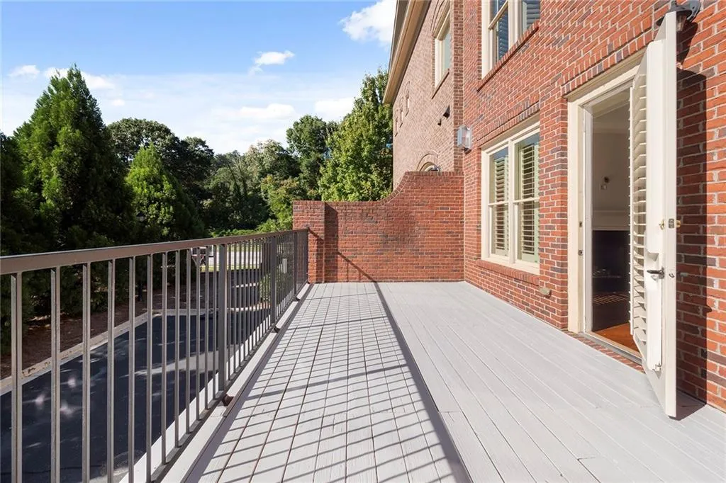 102 Riversgate Drive, Atlanta, Georgia 30339, 3 Bedrooms Bedrooms, ,3 BathroomsBathrooms,Residential,Sold,102 Riversgate Drive,6784185