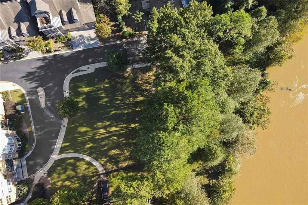 102 Riversgate Drive, Atlanta, Georgia 30339, 3 Bedrooms Bedrooms, ,3 BathroomsBathrooms,Residential,Sold,102 Riversgate Drive,6784185