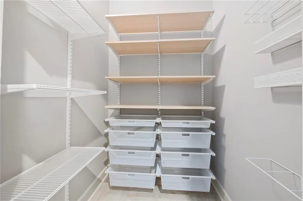 102 Riversgate Drive, Atlanta, Georgia 30339, 3 Bedrooms Bedrooms, ,3 BathroomsBathrooms,Residential,Sold,102 Riversgate Drive,6784185