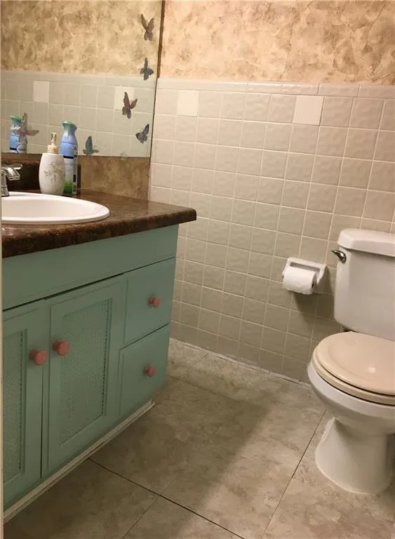 5571 Kingsport Drive Unit 19, Atlanta, Georgia 30342, 2 Bedrooms Bedrooms, ,1 BathroomBathrooms,Residential,Sold,5571 Kingsport Drive Unit 19,6545252