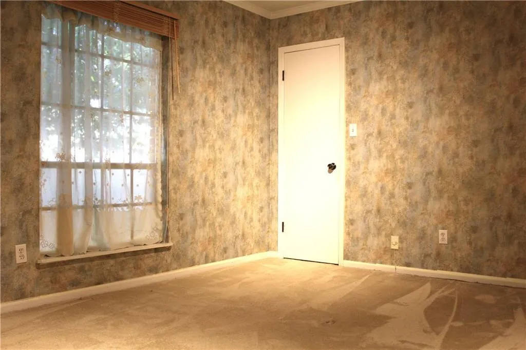 5571 Kingsport Drive Unit 19, Atlanta, Georgia 30342, 2 Bedrooms Bedrooms, ,1 BathroomBathrooms,Residential,Sold,5571 Kingsport Drive Unit 19,6545252