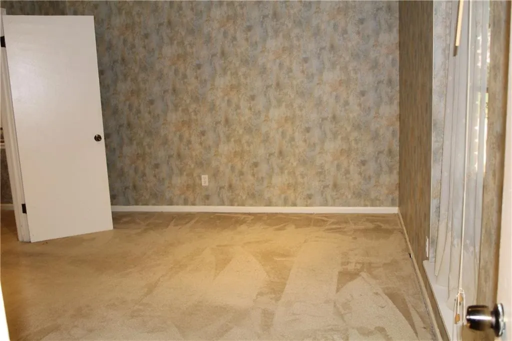 5571 Kingsport Drive Unit 19, Atlanta, Georgia 30342, 2 Bedrooms Bedrooms, ,1 BathroomBathrooms,Residential,Sold,5571 Kingsport Drive Unit 19,6545252