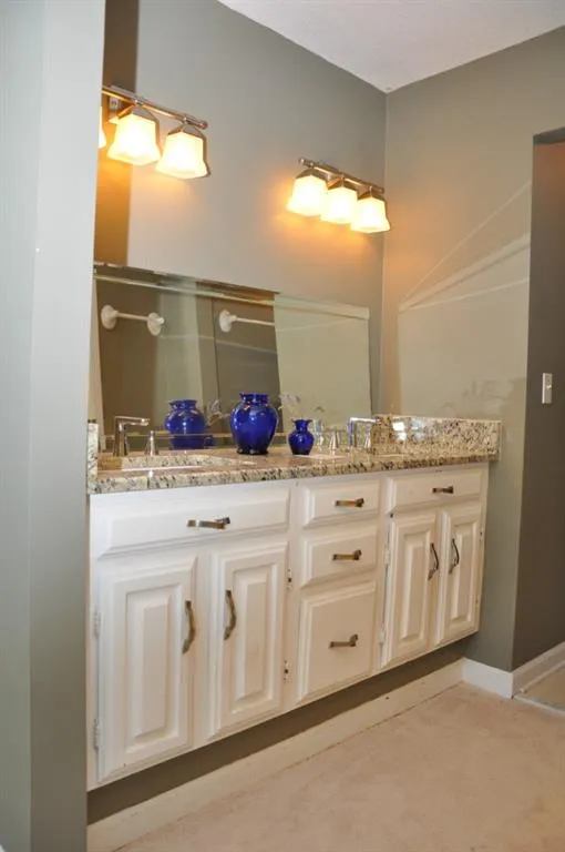 205 N Mill Court, Sandy Springs, Georgia 30328, 2 Bedrooms Bedrooms, ,2 BathroomsBathrooms,Residential,Sold,205 N Mill Court,5530760