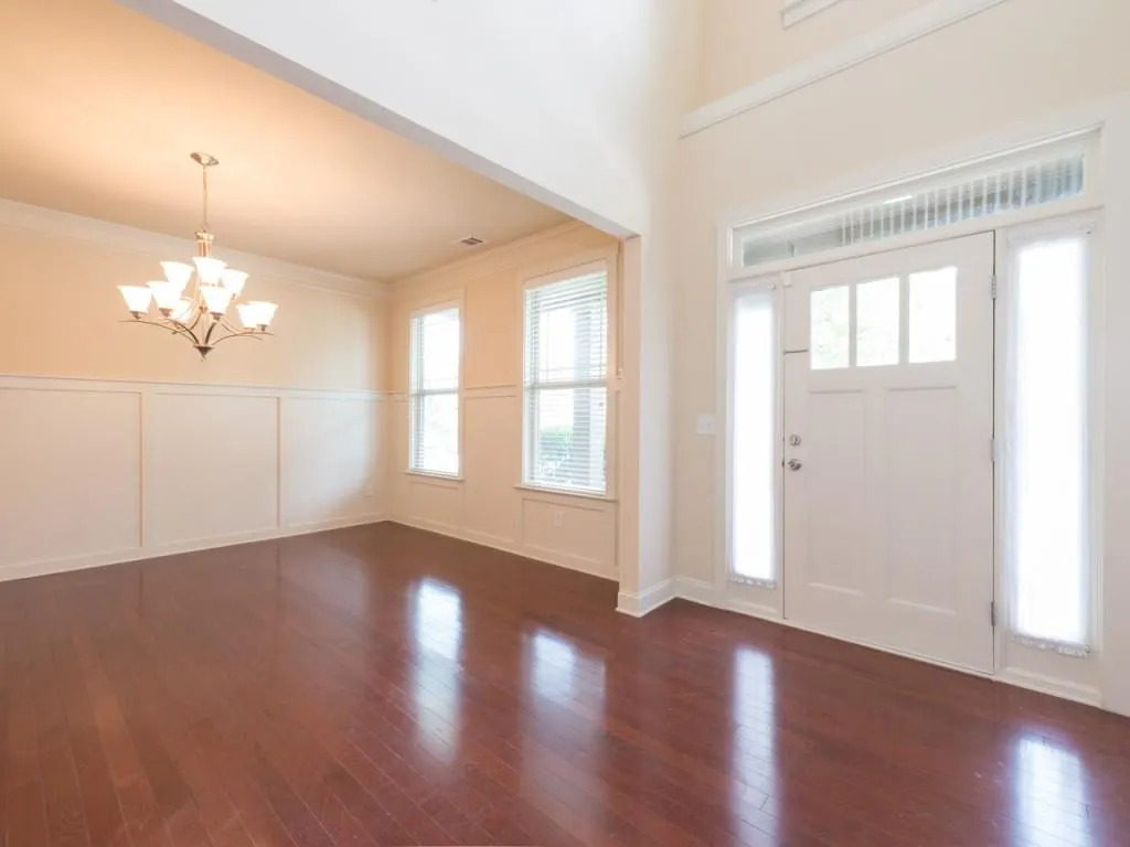 2065 Village Crest Drive Nw, Atlanta, Georgia 30318, 4 Bedrooms Bedrooms, ,2 BathroomsBathrooms,Residential,Sold,2065 Village Crest Drive Nw,5718232