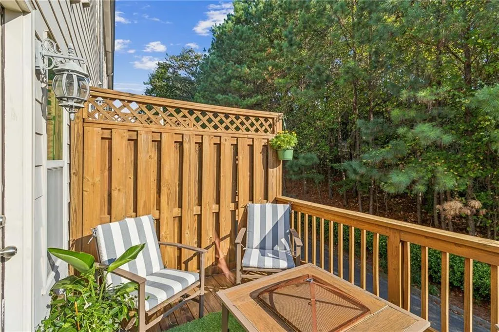 Enjoy the View, Perfect for Relaxing or Entertaining