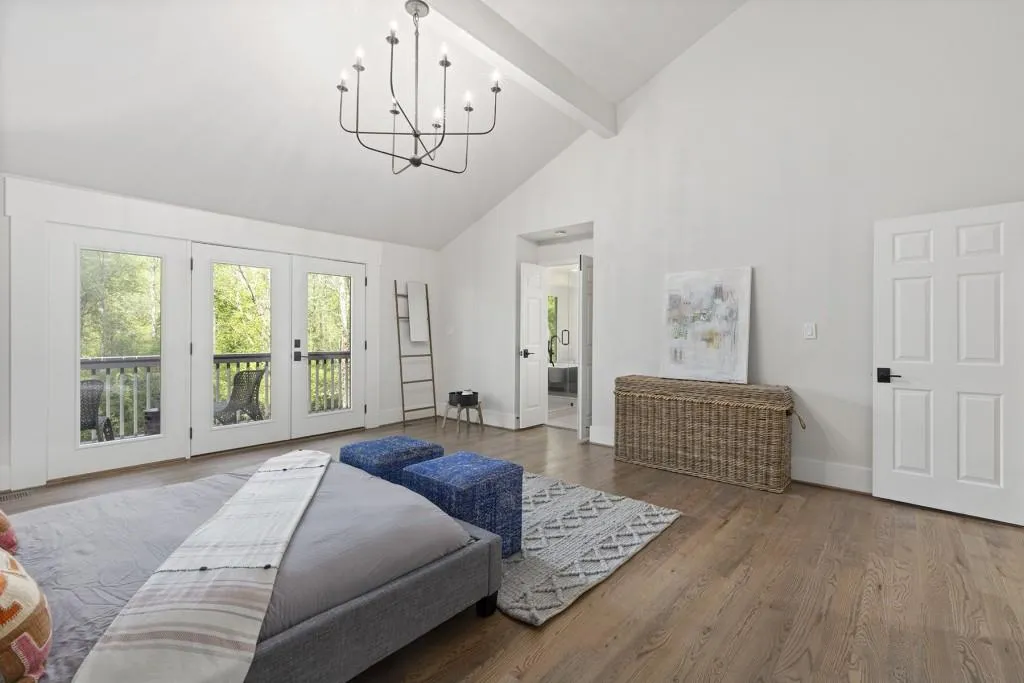 230 Mark Trail, Sandy Springs, Georgia 30328, 5 Bedrooms Bedrooms, ,4 BathroomsBathrooms,Residential,Sold,230 Mark Trail,6868878 230 Mark Trail, Sandy Springs, Georgia 30328, 5 Bedrooms Bedrooms, ,4 BathroomsBathrooms,Residential,Sold,230 Mark Trail,6868878