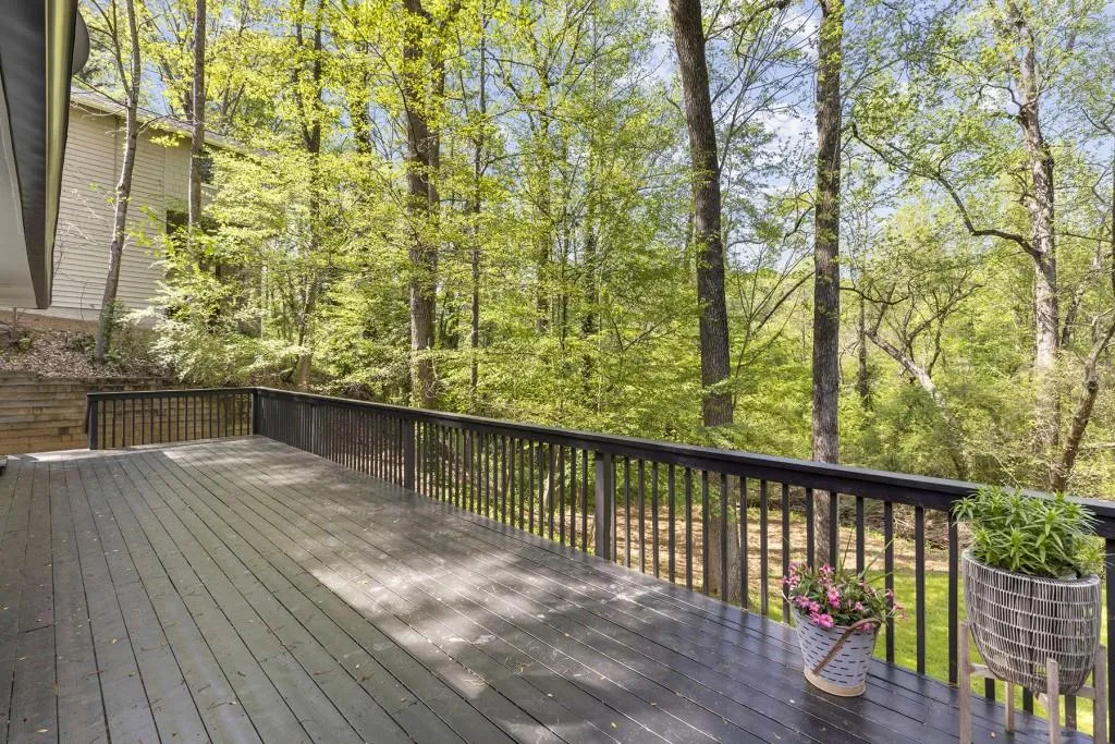 230 Mark Trail, Sandy Springs, Georgia 30328, 5 Bedrooms Bedrooms, ,4 BathroomsBathrooms,Residential,Sold,230 Mark Trail,6868878 230 Mark Trail, Sandy Springs, Georgia 30328, 5 Bedrooms Bedrooms, ,4 BathroomsBathrooms,Residential,Sold,230 Mark Trail,6868878