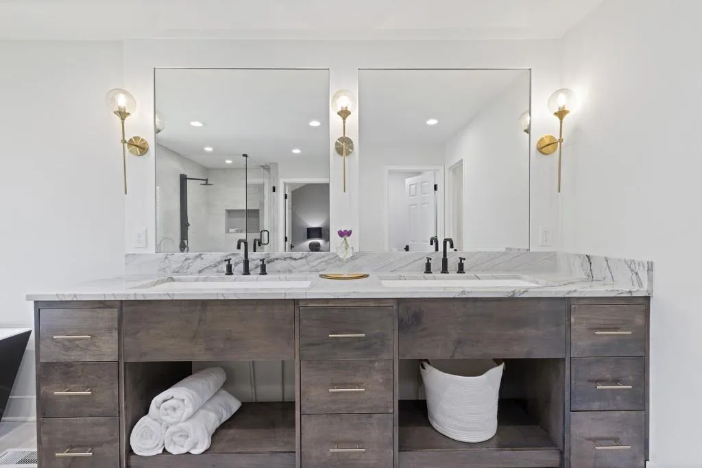 230 Mark Trail, Sandy Springs, Georgia 30328, 5 Bedrooms Bedrooms, ,4 BathroomsBathrooms,Residential,Sold,230 Mark Trail,6868878 230 Mark Trail, Sandy Springs, Georgia 30328, 5 Bedrooms Bedrooms, ,4 BathroomsBathrooms,Residential,Sold,230 Mark Trail,6868878