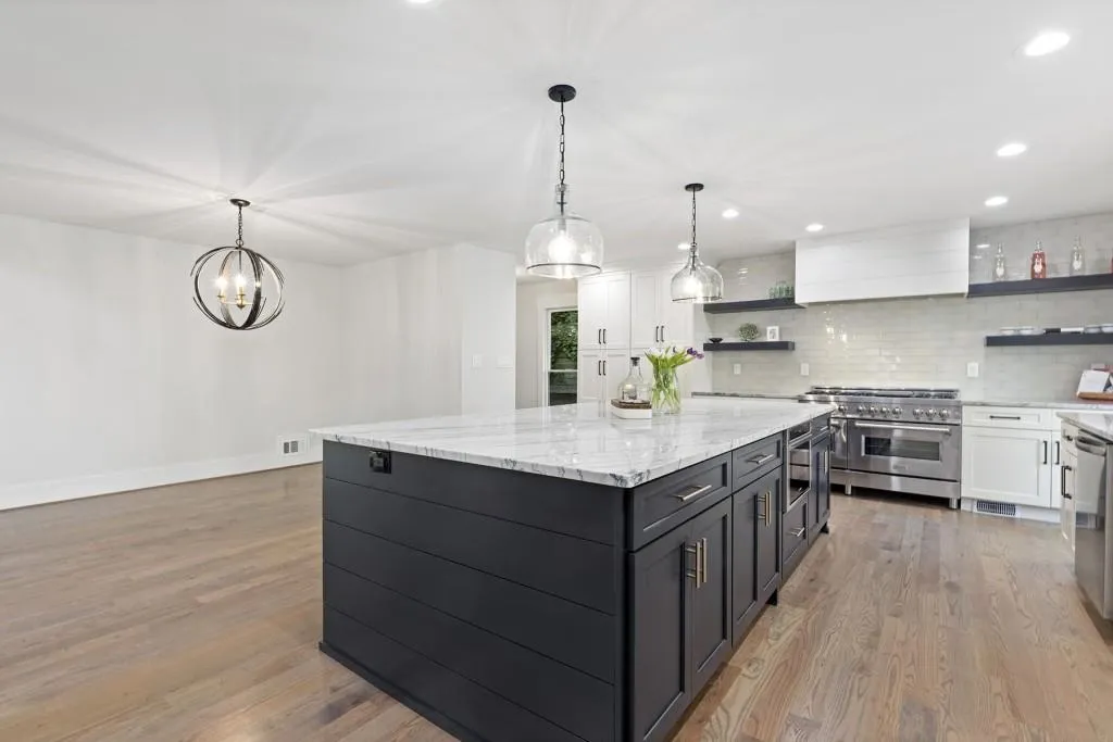 230 Mark Trail, Sandy Springs, Georgia 30328, 5 Bedrooms Bedrooms, ,4 BathroomsBathrooms,Residential,Sold,230 Mark Trail,6868878 230 Mark Trail, Sandy Springs, Georgia 30328, 5 Bedrooms Bedrooms, ,4 BathroomsBathrooms,Residential,Sold,230 Mark Trail,6868878