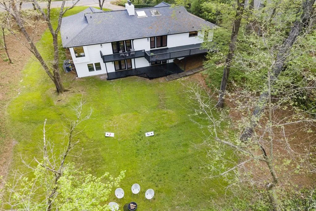 230 Mark Trail, Sandy Springs, Georgia 30328, 5 Bedrooms Bedrooms, ,4 BathroomsBathrooms,Residential,Sold,230 Mark Trail,6868878 230 Mark Trail, Sandy Springs, Georgia 30328, 5 Bedrooms Bedrooms, ,4 BathroomsBathrooms,Residential,Sold,230 Mark Trail,6868878