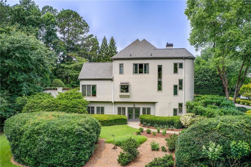 115 Cross Roads Court, Atlanta, Georgia 30327, 4 Bedrooms Bedrooms, ,4 BathroomsBathrooms,Residential,For Sale,115 Cross Roads Court,7589873