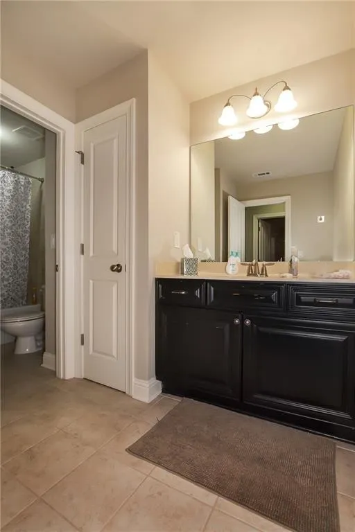 7975 Highland Bluff, Sandy Springs, Georgia 30328, 4 Bedrooms Bedrooms, ,3 BathroomsBathrooms,Residential,Sold,7975 Highland Bluff,6552959
