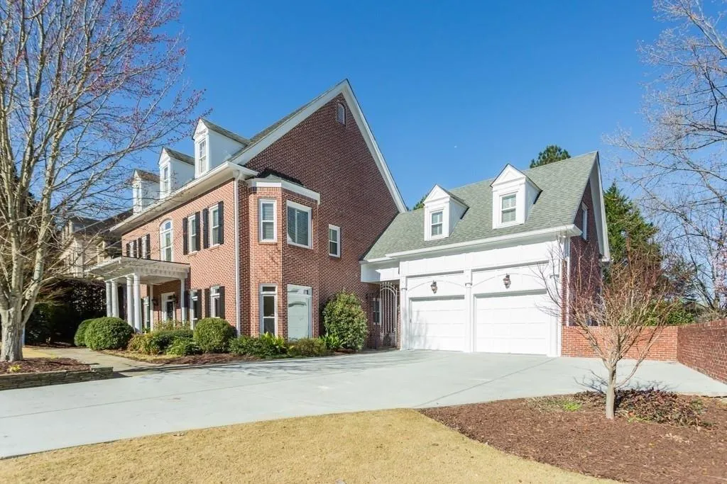 4520 Crestwicke Pointe, Atlanta, Georgia 30319, 5 Bedrooms Bedrooms, ,5 BathroomsBathrooms,Residential,Sold,4520 Crestwicke Pointe,6514060