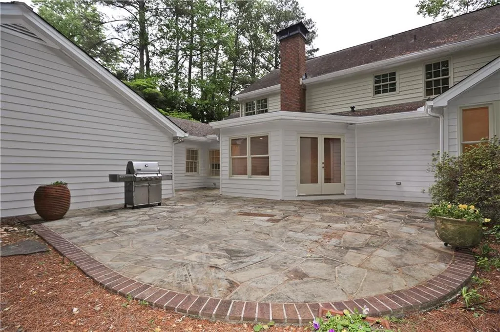6280 Blackwater Trail, Sandy Springs, Georgia 30328, 5 Bedrooms Bedrooms, ,3 BathroomsBathrooms,Residential,Sold,6280 Blackwater Trail,5839868