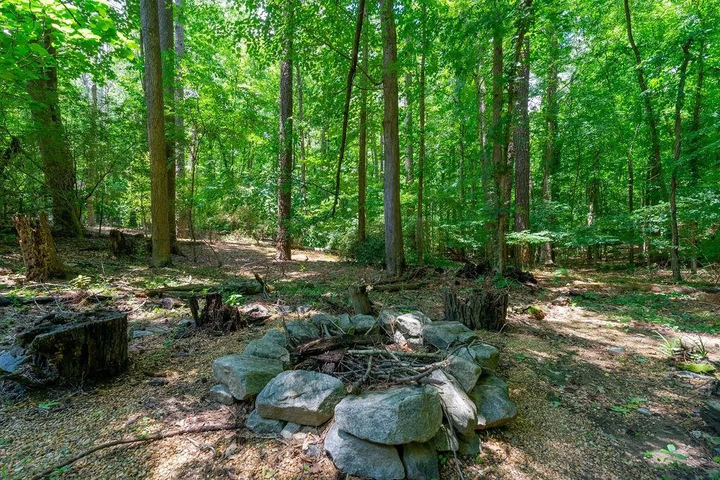 7520 Winters Chapel Road, Sandy Springs, Georgia 30350, 4 Bedrooms Bedrooms, ,2 BathroomsBathrooms,Residential,Sold,7520 Winters Chapel Road,7178143