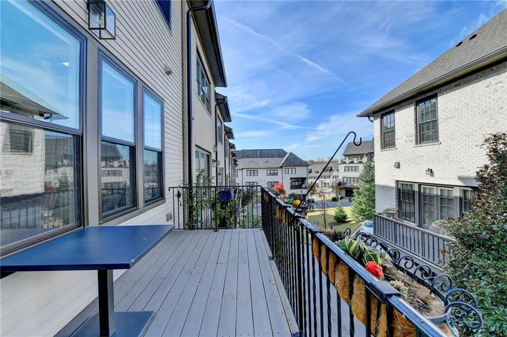 6770 Cadence Boulevard, Atlanta, Georgia 30328, 3 Bedrooms Bedrooms, ,4 BathroomsBathrooms,Residential,Sold,6770 Cadence Boulevard,7512963
