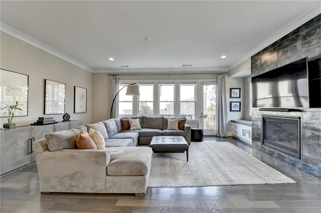 6770 Cadence Boulevard, Atlanta, Georgia 30328, 3 Bedrooms Bedrooms, ,4 BathroomsBathrooms,Residential,Sold,6770 Cadence Boulevard,7512963