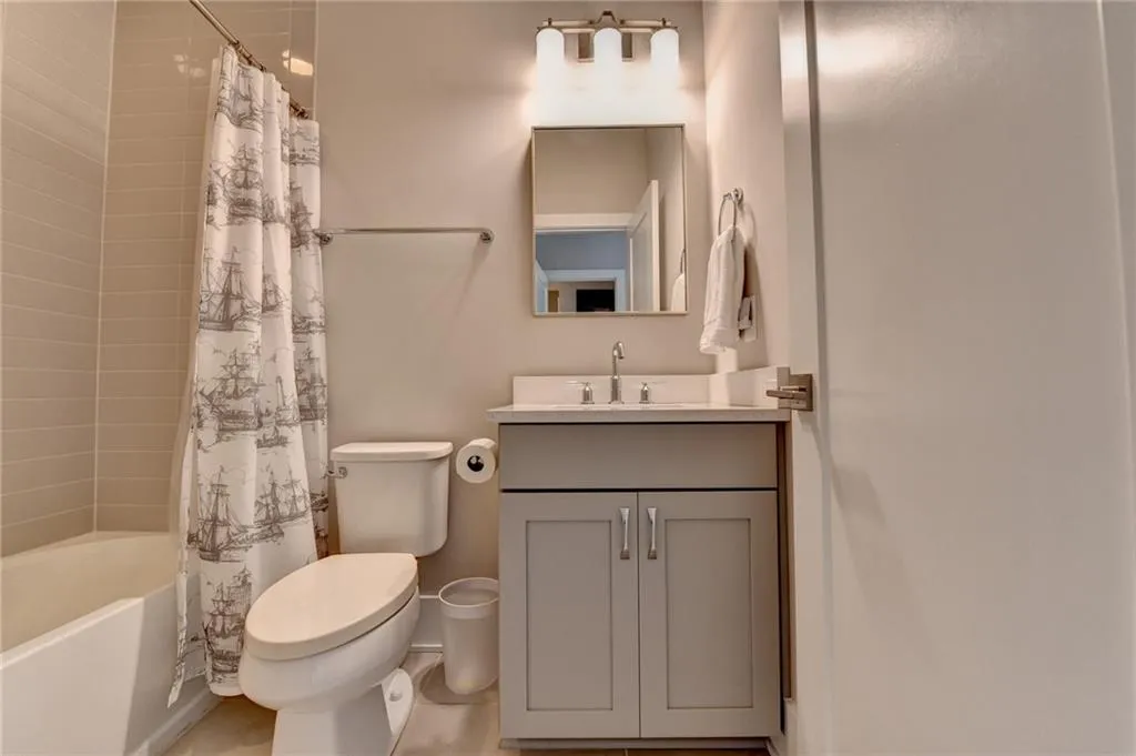 6770 Cadence Boulevard, Atlanta, Georgia 30328, 3 Bedrooms Bedrooms, ,4 BathroomsBathrooms,Residential,Sold,6770 Cadence Boulevard,7512963