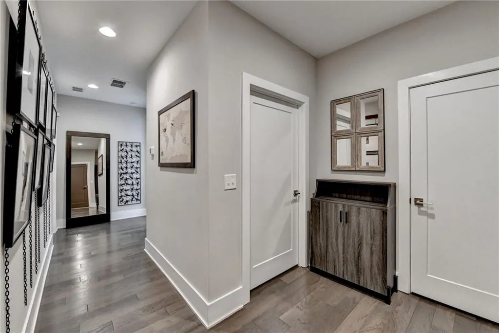 6770 Cadence Boulevard, Atlanta, Georgia 30328, 3 Bedrooms Bedrooms, ,4 BathroomsBathrooms,Residential,Sold,6770 Cadence Boulevard,7512963