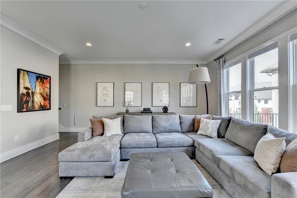 6770 Cadence Boulevard, Atlanta, Georgia 30328, 3 Bedrooms Bedrooms, ,4 BathroomsBathrooms,Residential,Sold,6770 Cadence Boulevard,7512963