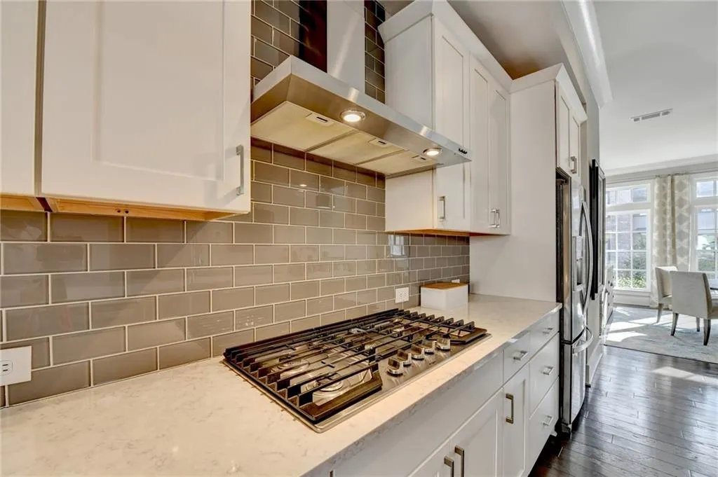 6770 Cadence Boulevard, Atlanta, Georgia 30328, 3 Bedrooms Bedrooms, ,4 BathroomsBathrooms,Residential,Sold,6770 Cadence Boulevard,7512963