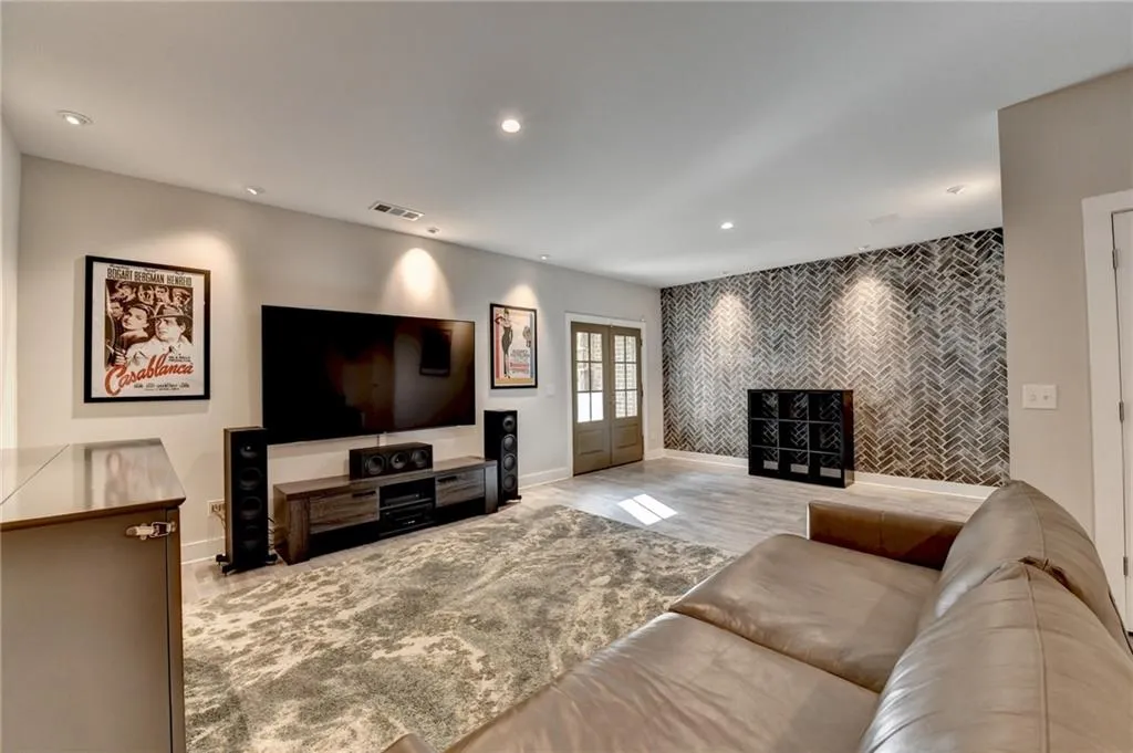6770 Cadence Boulevard, Atlanta, Georgia 30328, 3 Bedrooms Bedrooms, ,4 BathroomsBathrooms,Residential,Sold,6770 Cadence Boulevard,7512963