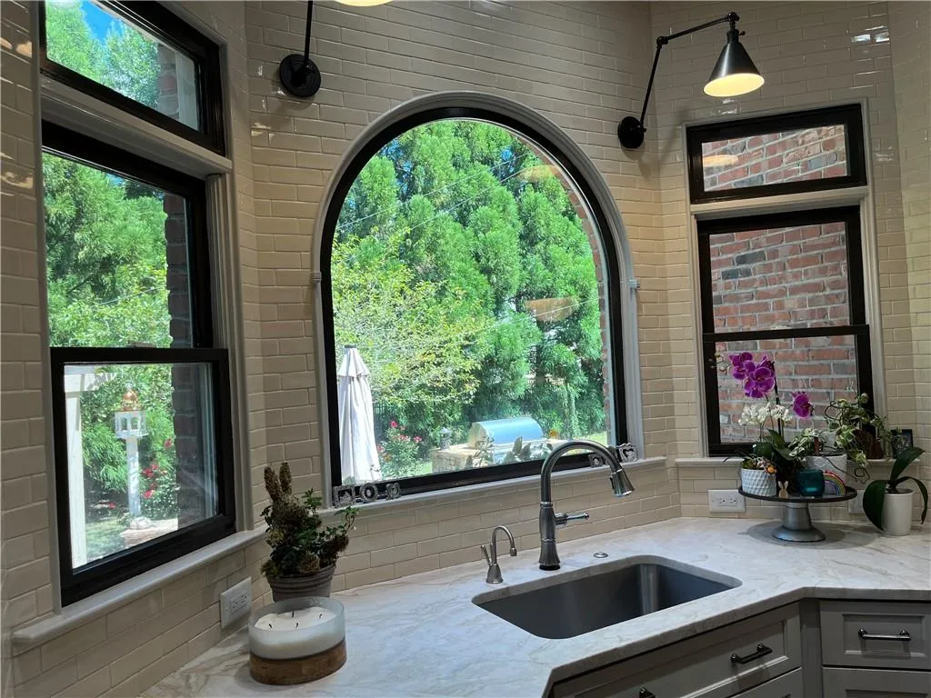 463 Meadow Watch Lane, Sandy Springs, Georgia 30350, 6 Bedrooms Bedrooms, ,6 BathroomsBathrooms,Residential,Sold,463 Meadow Watch Lane,7264173