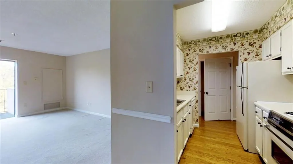 300 Johnson Ferry Road Ne Unit A709, Atlanta, Georgia 30328, 1 Bedroom Bedrooms, ,1 BathroomBathrooms,Residential,Sold,300 Johnson Ferry Road Ne Unit A709,5927209
