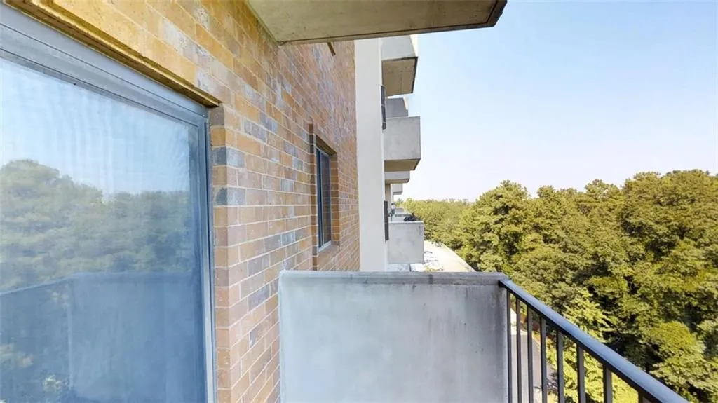 300 Johnson Ferry Road Ne Unit A709, Atlanta, Georgia 30328, 1 Bedroom Bedrooms, ,1 BathroomBathrooms,Residential,Sold,300 Johnson Ferry Road Ne Unit A709,5927209