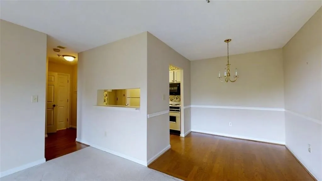 300 Johnson Ferry Road Ne Unit A709, Atlanta, Georgia 30328, 1 Bedroom Bedrooms, ,1 BathroomBathrooms,Residential,Sold,300 Johnson Ferry Road Ne Unit A709,5927209