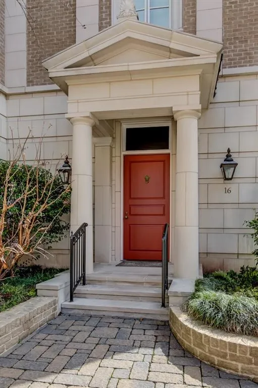 2440 Peachtree Road Nw Unit 16, Atlanta, Georgia 30305, 4 Bedrooms Bedrooms, ,6 BathroomsBathrooms,Residential,Sold,2440 Peachtree Road Nw Unit 16,5815221