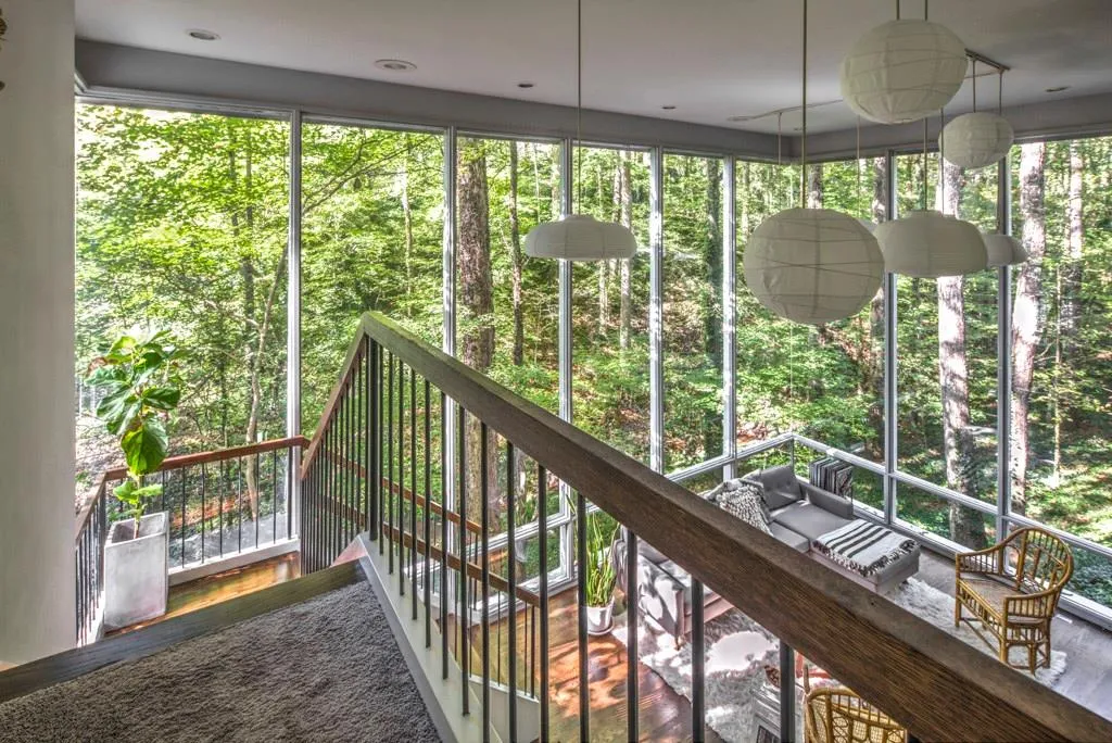 5320 Mount Vernon Parkway, Atlanta, Georgia 30327, 4 Bedrooms Bedrooms, ,3 BathroomsBathrooms,Residential,Sold,5320 Mount Vernon Parkway,5614039