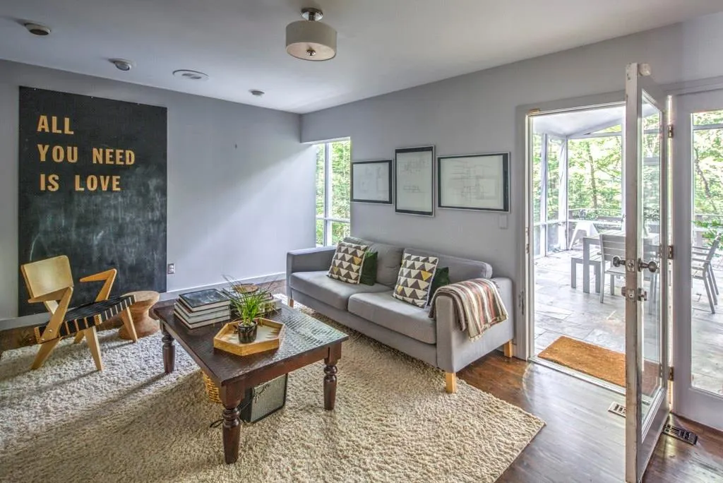 5320 Mount Vernon Parkway, Atlanta, Georgia 30327, 4 Bedrooms Bedrooms, ,3 BathroomsBathrooms,Residential,Sold,5320 Mount Vernon Parkway,5614039
