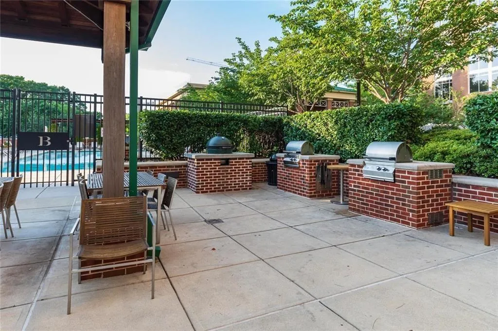 1820 Peachtree Street Nw Unit 811, Atlanta, Georgia 30309, 2 Bedrooms Bedrooms, 0 ,2 BathroomsBathrooms,Residential,For Sale,1820 Peachtree Street Nw Unit 811,7811279