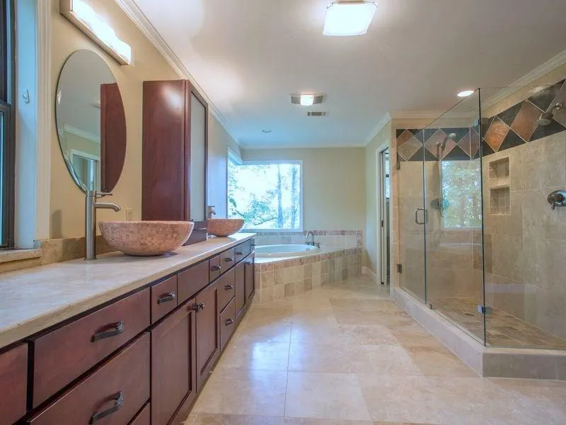 8975 Ridgemont Drive, Sandy Springs, Georgia 30350, 5 Bedrooms Bedrooms, ,5 BathroomsBathrooms,Residential,Sold,8975 Ridgemont Drive,5727231