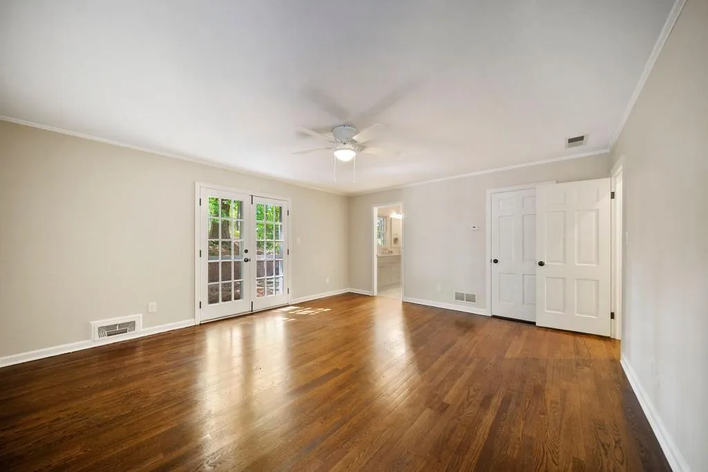 70 River Court Parkway, Sandy Springs, Georgia 30328, 5 Bedrooms Bedrooms, ,3 BathroomsBathrooms,Residential,Sold,70 River Court Parkway,6714130