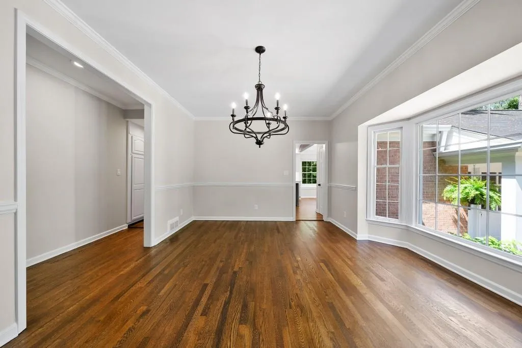 70 River Court Parkway, Sandy Springs, Georgia 30328, 5 Bedrooms Bedrooms, ,3 BathroomsBathrooms,Residential,Sold,70 River Court Parkway,6714130