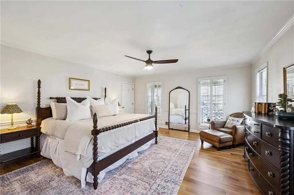 9570 Roberts Drive, Sandy Springs, Georgia 30350, 4 Bedrooms Bedrooms, ,3 BathroomsBathrooms,Residential,For Sale,9570 Roberts Drive,7710717