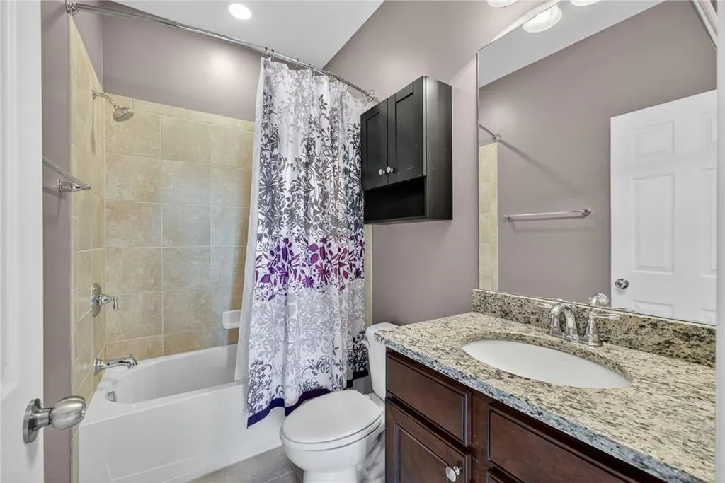 137 Barkley Lane, Atlanta, Georgia 30328, 3 Bedrooms Bedrooms, ,3 BathroomsBathrooms,Residential,For Sale,137 Barkley Lane,7631462