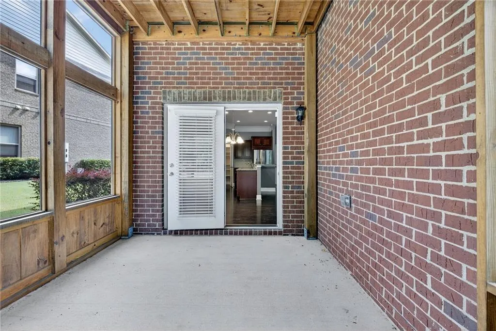 137 Barkley Lane, Atlanta, Georgia 30328, 3 Bedrooms Bedrooms, ,3 BathroomsBathrooms,Residential,For Sale,137 Barkley Lane,7631462