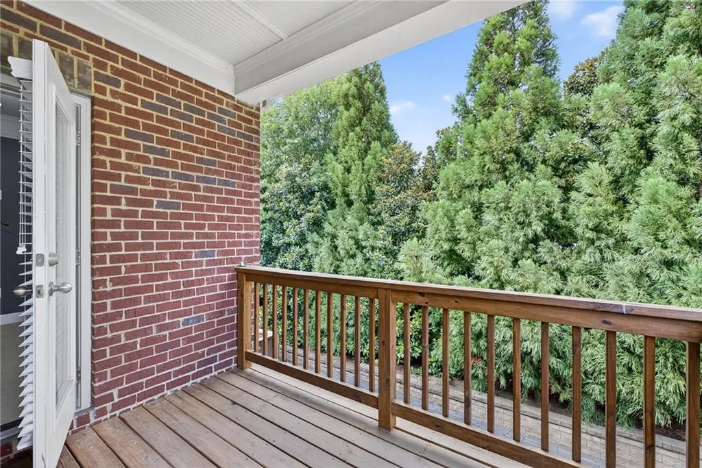 137 Barkley Lane, Atlanta, Georgia 30328, 3 Bedrooms Bedrooms, ,3 BathroomsBathrooms,Residential,For Sale,137 Barkley Lane,7631462