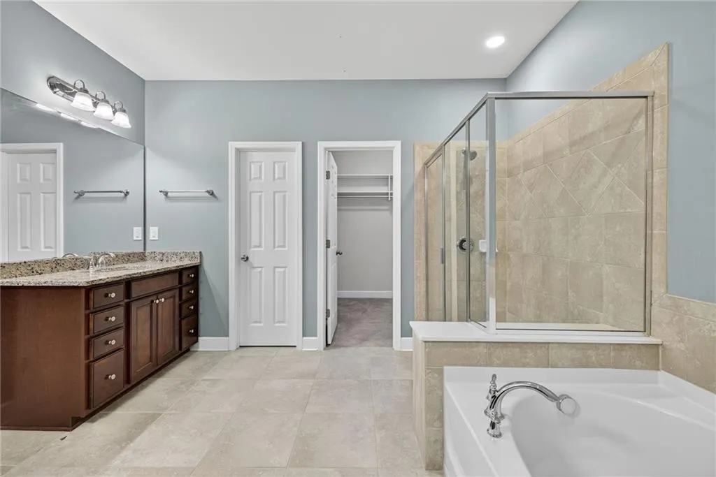 137 Barkley Lane, Atlanta, Georgia 30328, 3 Bedrooms Bedrooms, ,3 BathroomsBathrooms,Residential,For Sale,137 Barkley Lane,7631462