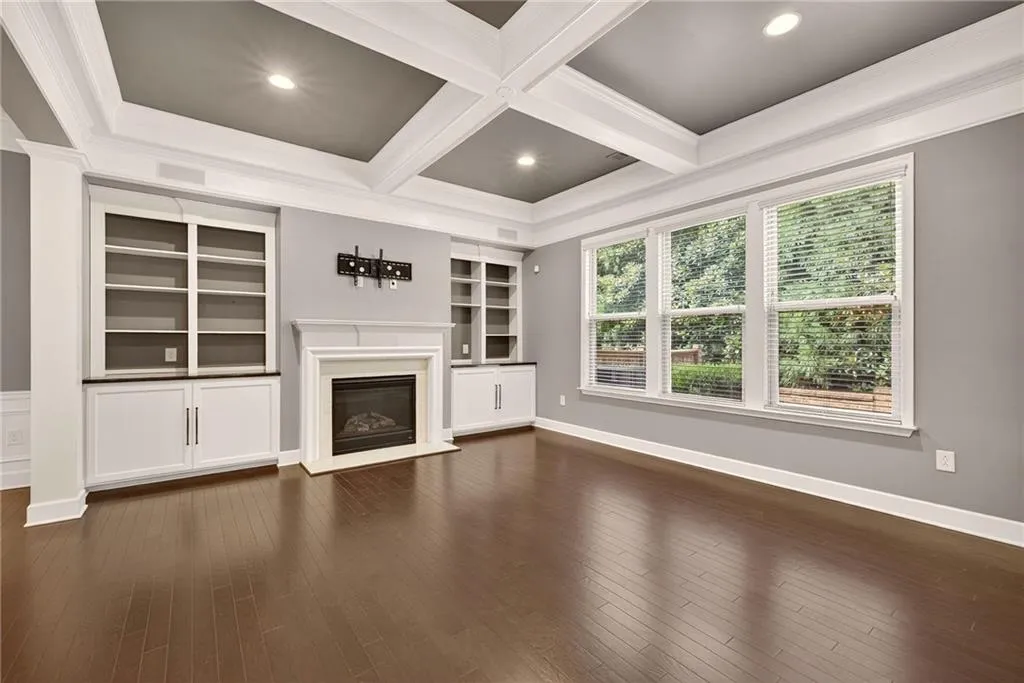 137 Barkley Lane, Atlanta, Georgia 30328, 3 Bedrooms Bedrooms, ,3 BathroomsBathrooms,Residential,For Sale,137 Barkley Lane,7631462