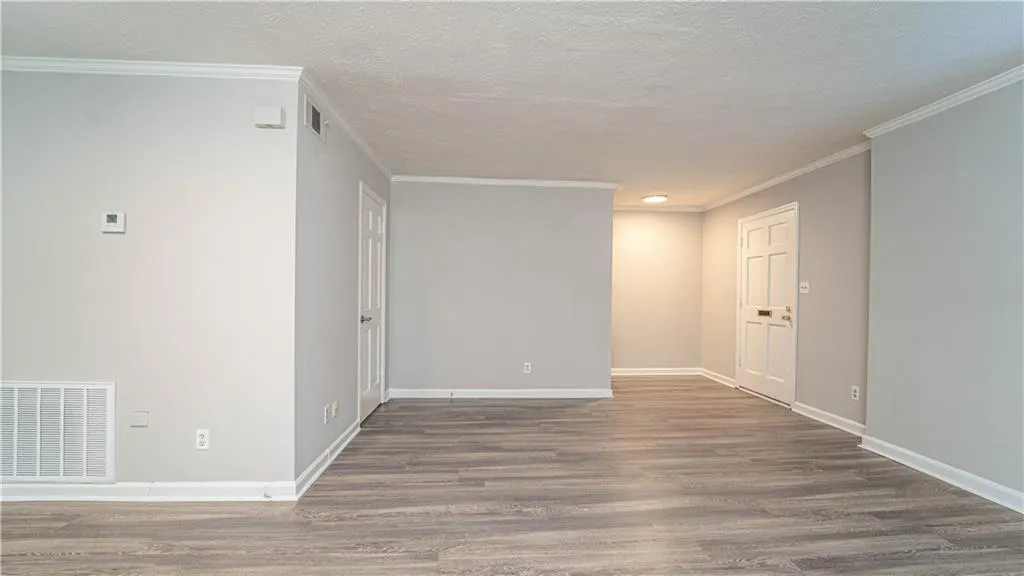 380 N River Parkway Unit C, Sandy Springs, Georgia 30350, 3 Bedrooms Bedrooms, ,2 BathroomsBathrooms,Residential,Sold,380 N River Parkway Unit C,6775549