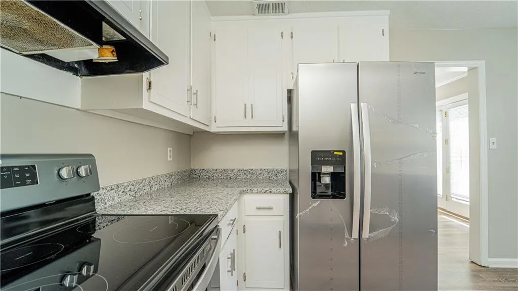 380 N River Parkway Unit C, Sandy Springs, Georgia 30350, 3 Bedrooms Bedrooms, ,2 BathroomsBathrooms,Residential,Sold,380 N River Parkway Unit C,6775549